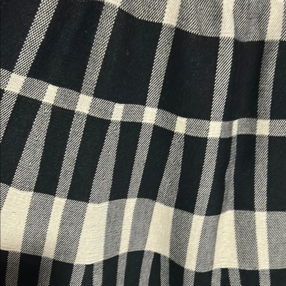 Torrid Black and Cream A-Line Knee-Length Skirt